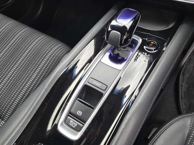 ホンダ ヴェゼル １．５ ハイブリッド Ｚ ホンダセンシング H29年 (中国) 99