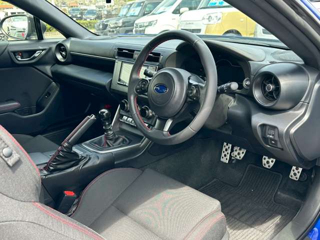 スバル ＢＲＺ ２．４ Ｒ R5年 (中国) 99