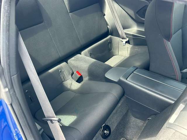 スバル ＢＲＺ ２．４ Ｒ R5年 (中国) 99