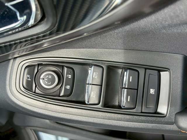 スバル ＸＶ ２．０Ｉ－Ｌ アイサイト ４ＷＤ H29年 (中国) 99