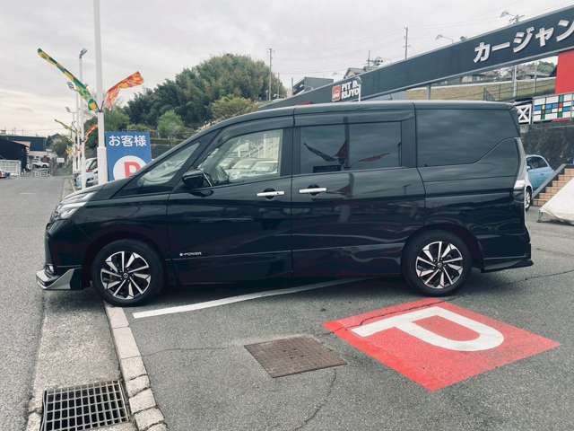 日産 セレナ １．２ Ｅ－ＰＯＷＥＲ ハイウェイスター Ｖ R3年 (中国) 99