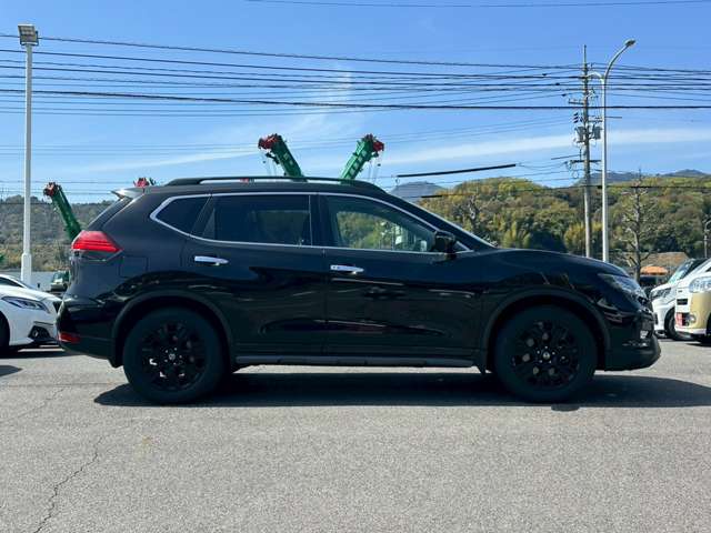 日産 エクストレイル ２．０ ２０Ｘ エクストリーマーＸ ３列車 ４ＷＤ H29年 (中国) 99