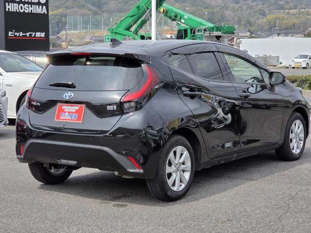 トヨタ アクア １．５ Ｚ R4年 (中国) 99