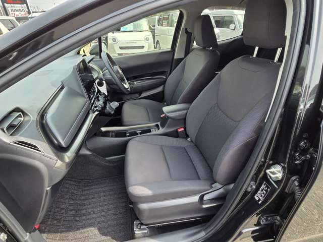 トヨタ アクア １．５ Ｚ R4年 (中国) 99