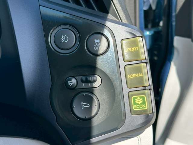 ホンダ ＣＲ−Ｚ １．５ アルファ H23年 (中国) 99