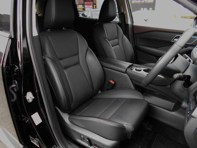 日産 エクストレイル １．５ Ｇ Ｅ－４ＯＲＣＥ ４ＷＤ R7年 (中国) 99