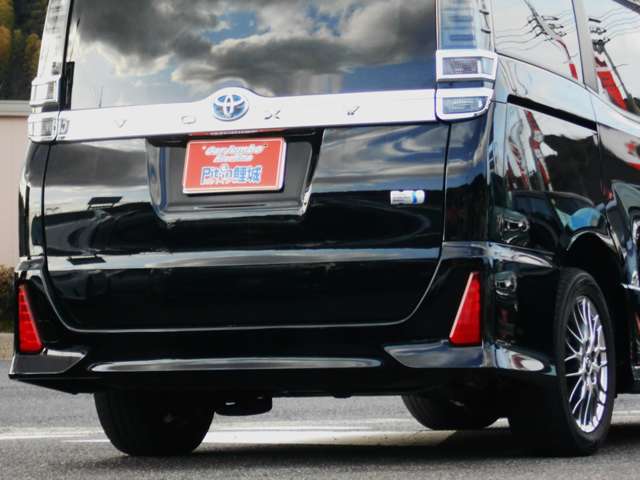 トヨタ ヴォクシー １．８ ハイブリッド ＺＳ H30年 (中国) 99