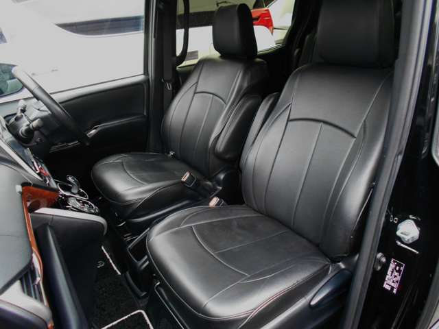 トヨタ ヴォクシー １．８ ハイブリッド ＺＳ H30年 (中国) 99