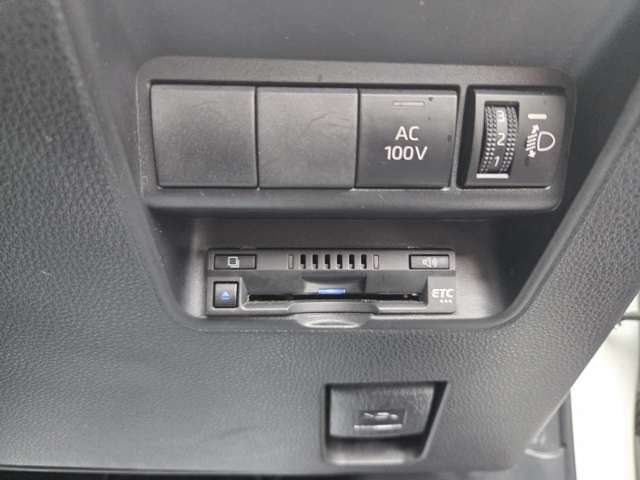 トヨタ アクア １．５ Ｇ R5年 (中国) 99