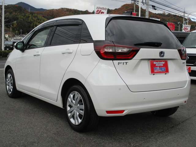 ホンダ フィット　ハイブリッド １．５ Ｅ：ＨＥＶ ホーム R4年 (中国) 99