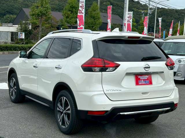 日産 エクストレイル ２．０ ２０ＸＩ ２列車 ４ＷＤ H30年 (中国) 99
