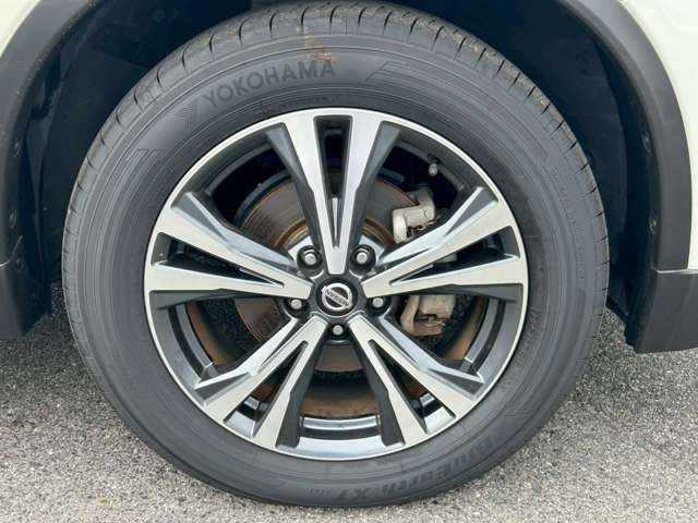 日産 エクストレイル ２．０ ２０ＸＩ ２列車 ４ＷＤ H30年 (中国) 99