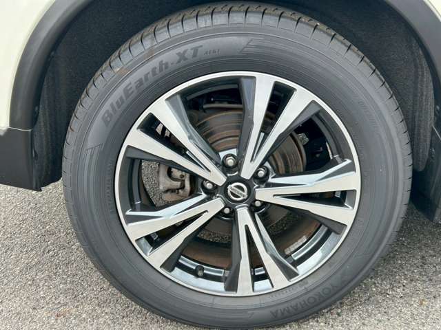 日産 エクストレイル ２．０ ２０ＸＩ ２列車 ４ＷＤ H30年 (中国) 99