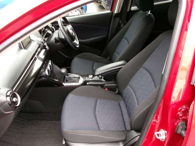 マツダ デミオ １．３ １３Ｓ ４ＷＤ H27年 (東北) 99