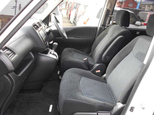 日産 セレナ ２．０ ２０Ｘ ４ＷＤ H24年 (東北) 99