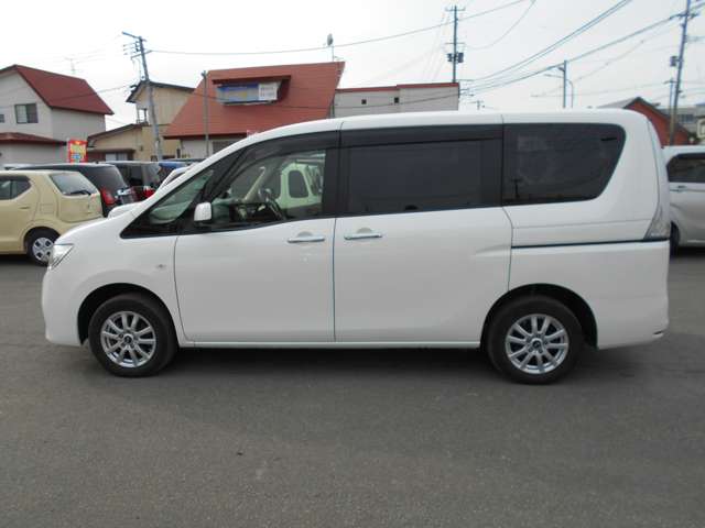 日産 セレナ ２．０ ２０Ｘ ４ＷＤ H24年 (東北) 99