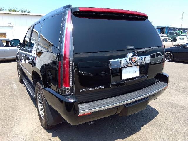 キャデラック エスカレード ＡＷＤ ４ＷＤ H25年 (四国) 99