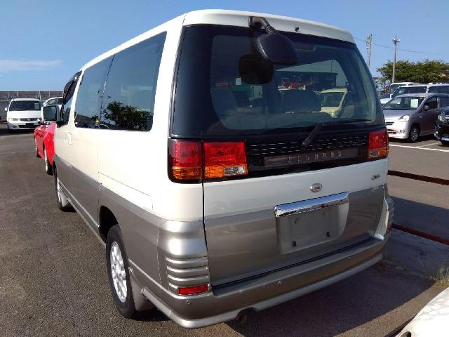 日産 エルグランド ３．５ Ｖ H13年 (四国) 99