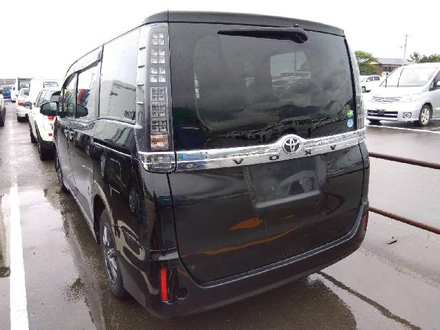トヨタ ヴォクシー ２．０ Ｘ H27年 (四国) 99