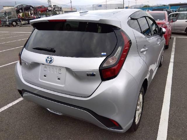 トヨタ アクア １．５ Ｇ R3年 (四国) 99