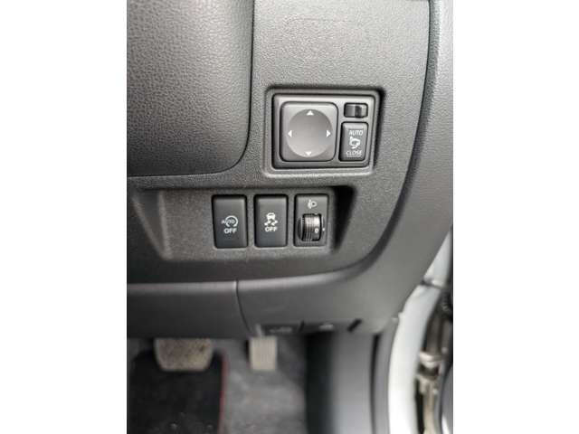 日産 マーチ １．２ ＮＩＳＭＯ H26年 (四国) 99