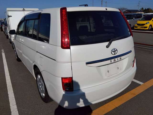 トヨタ アイシス １．８ Ｌ H21年 (四国) 99