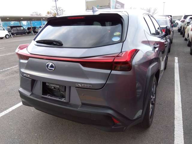 レクサス ＵＸ２５０ｈ ２５０Ｈ バージョンＬ ４ＷＤ H30年 (四国) 99