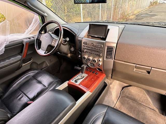 米国インフィニティ ＱＸ ５６ ４ＷＤ H26年 (四国) 99