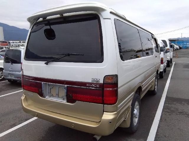 トヨタ ハイエースバン ３．０ スーパーカスタムリミテッド ミドルルーフ ディーゼルターボ ４ＷＤ H6年 (四国) 99