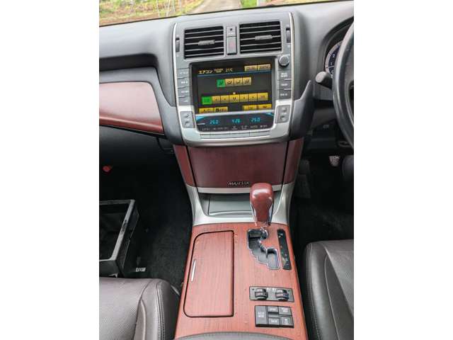トヨタ クラウンマジェスタ ４．６ Ａタイプ Ｌパッケージ H21年 (四国) 99