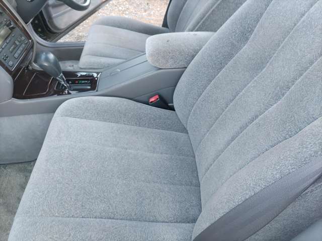 トヨタ クラウンマジェスタ ３．０ Ａタイプ H8年 (四国) 99