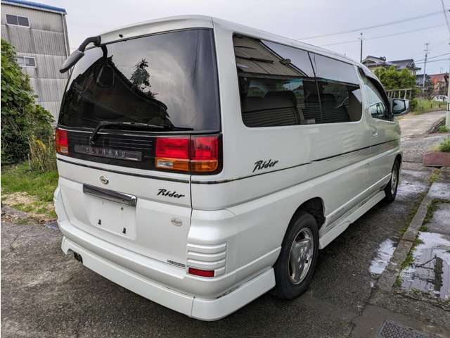 日産 エルグランド ３．３ ライダー ４ＷＤ H12年 (四国) 99