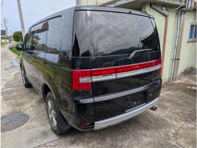 三菱 デリカ　Ｄ：５ ２．４ Ｇ パワーパッケージ ４ＷＤ H22年 (四国) 99