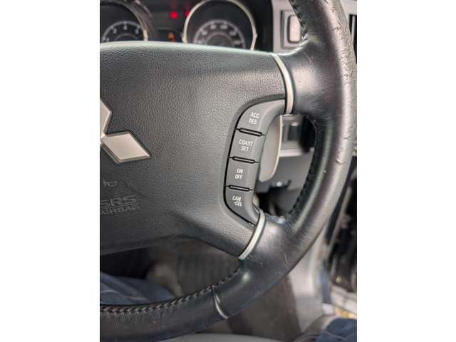 三菱 デリカ　Ｄ：５ ２．４ Ｇ パワーパッケージ ４ＷＤ H22年 (四国) 99