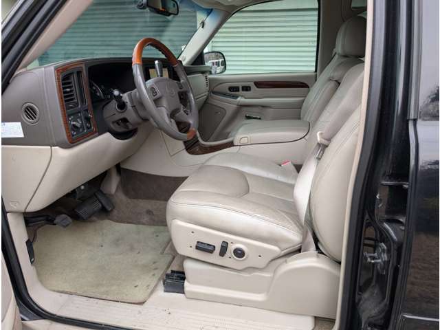 キャデラック エスカレード ６．０ ４ＷＤ H19年 (四国) 99