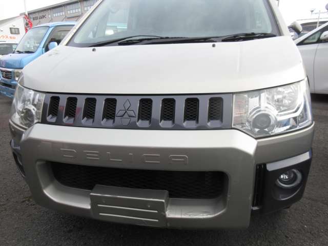 三菱 デリカ　Ｄ：５ ２．４ Ｇ ４ＷＤ H19年 (四国) 99
