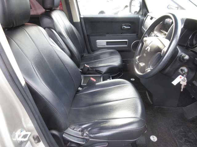 三菱 デリカ　Ｄ：５ ２．４ Ｇ ４ＷＤ H19年 (四国) 99