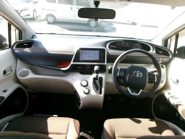 トヨタ シエンタ １．５ Ｇ ウェルキャブ 助手席回転チルトシート車 Ｂタイプ ４ＷＤ H28年 (東北) 99