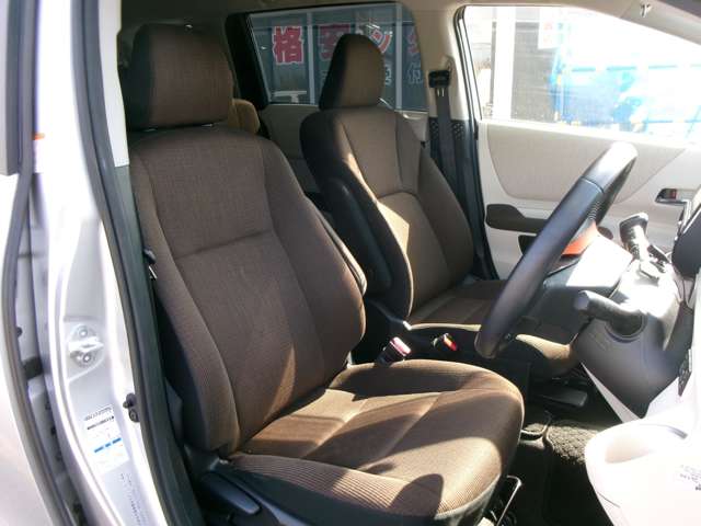 トヨタ シエンタ １．５ Ｇ ウェルキャブ 助手席回転チルトシート車 Ｂタイプ ４ＷＤ H28年 (東北) 99
