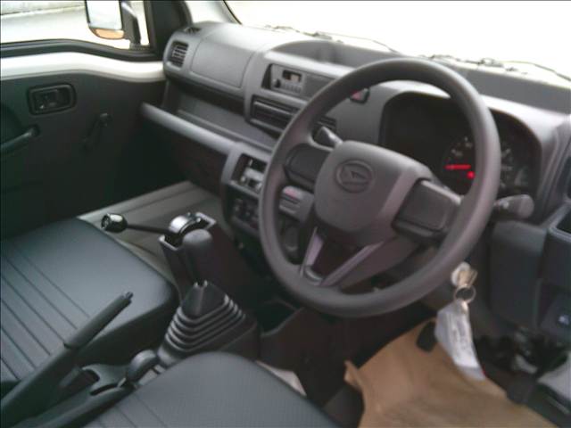 ダイハツ ハイゼットトラック 多目的ダンプ ＰＴＯ ５Ｆ ４ＷＤ R8年 (関東) 99