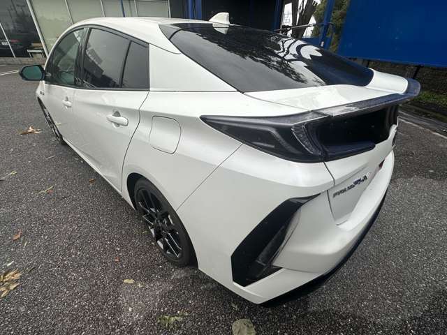 トヨタ プリウスＰＨＶ １．８ Ｓ ナビパッケージ ＧＲ スポーツ H30年 (関東) 99