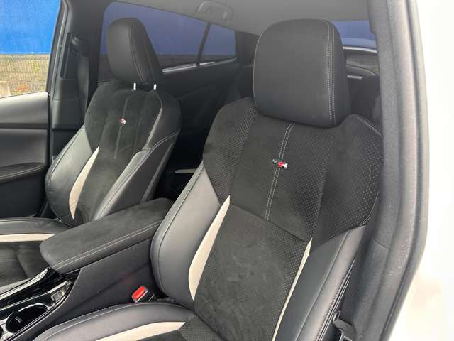 トヨタ プリウスＰＨＶ １．８ Ｓ ナビパッケージ ＧＲ スポーツ H30年 (関東) 99