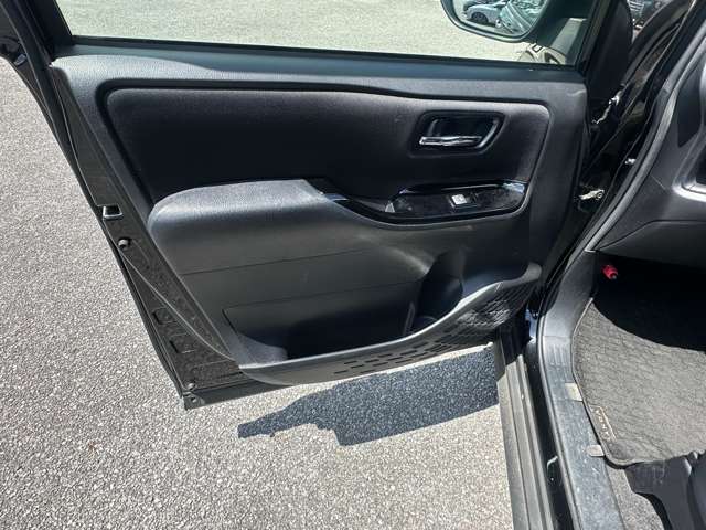 トヨタ ヴォクシー ２．０ ＺＳ 煌ＩＩ R1年 (関東) 99