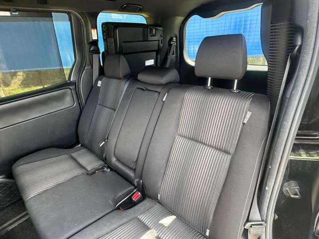 トヨタ ヴォクシー ２．０ ＺＳ 煌ＩＩ R1年 (関東) 99