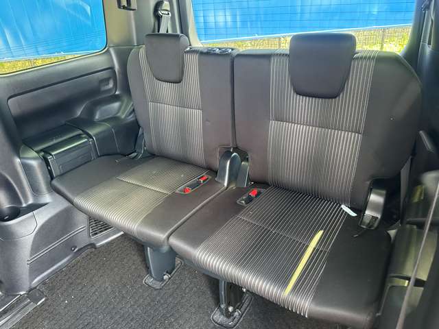 トヨタ ヴォクシー ２．０ ＺＳ 煌ＩＩ R1年 (関東) 99