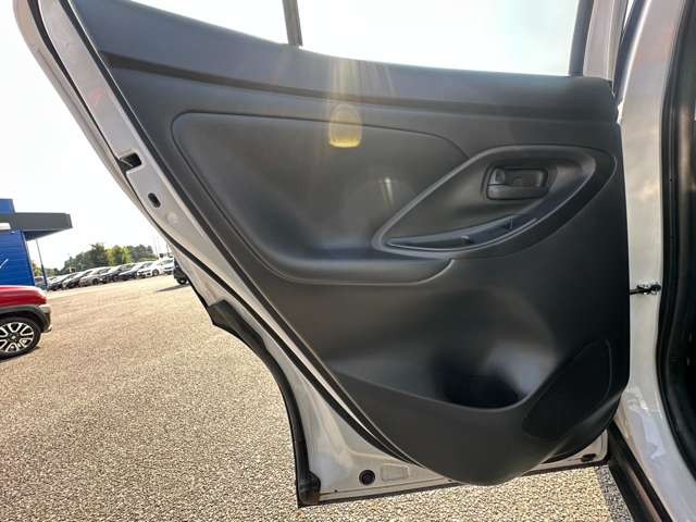 トヨタ ヤリスクロス　ハイブリッド １．５ ハイブリッド Ｚ R4年 (関東) 99
