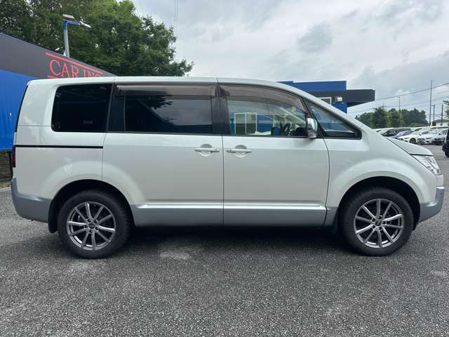 三菱 デリカ　Ｄ：５ ２．２ Ｄ パワーパッケージ ディーゼルターボ ４ＷＤ H28年 (関東) 99