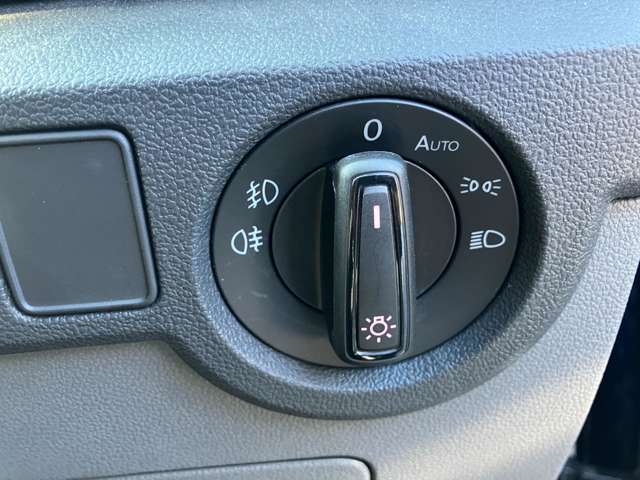 フォルクスワーゲン Ｔ－ＣＲＯＳＳ ＴＳＩ アクティブ R4年 (関東) 99