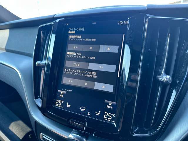 ボルボ ＸＣ６０ Ｔ５ ＡＷＤ モメンタム ４ＷＤ H30年 (関東) 99