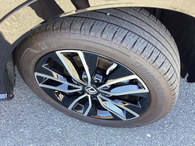 ホンダ ヴェゼル １．５ Ｅ：ＨＥＶ Ｚ R7年 (近畿) 99